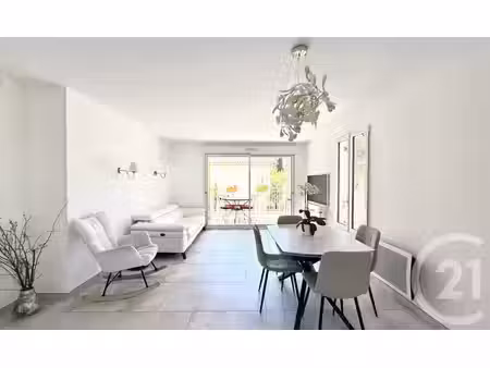 appartement t4 à vendre - 4 pièces - 81 01 m2 - le rouret - 06 - provence-alpes-cote-d-azu