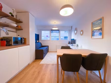 location meublée appartement 1 pièce 20 m² à nantes (44000)  800 €
