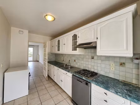 location appartement 3 pièces 68.11 m² à saint-julien-en-genevois (74160)  1 319 €