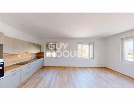 canohes appartement de type t3 entièrement rénové avec grand garage.