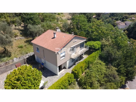 maison 105 m2 avec mazets sur parcelle de 6000 m2