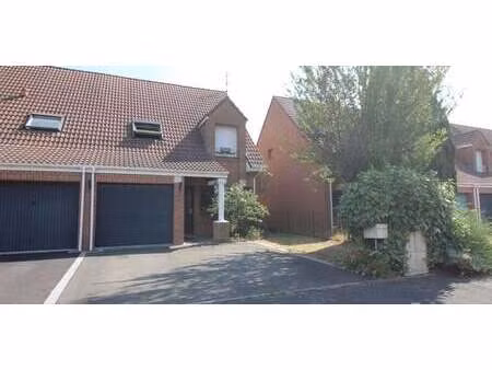 maison avec jardin attiches (59)