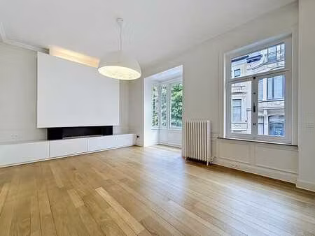 de crayer : splendide maison de maître 5 chambres rénovée
