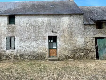 ancien corps de ferme en pierre à rénover!