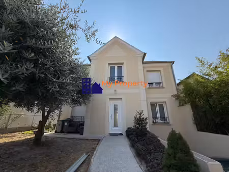 houilles – maison récente de 128 5 m² avec 5 chambres  sous-