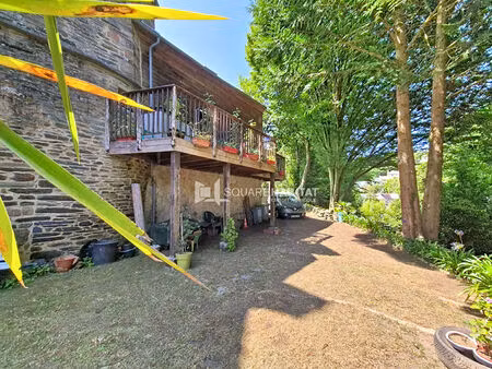 maison atypique avec cave  garage et jardin