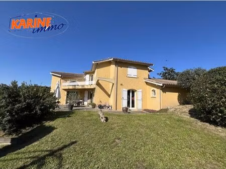 maison - 170m ²