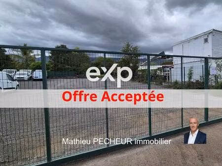 propriété commerciale à vendre