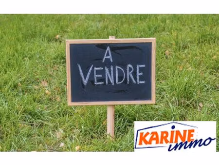 terrain - 897m ²
