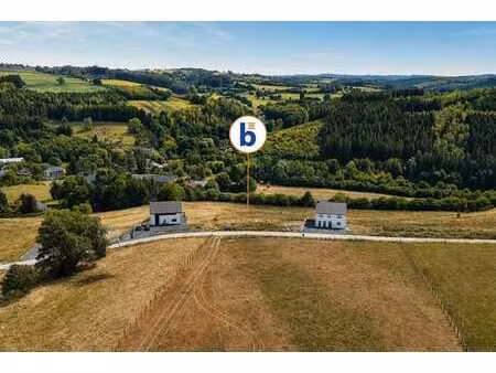 terrain de 2.704 m² avec vue panoramique à achouffe.