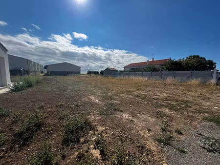 vente terrain  571.00m²  longeville