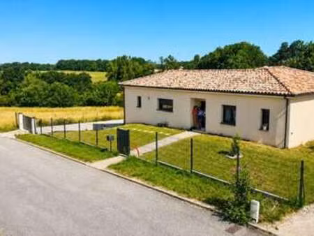 vente maison à saint-etienne-de-tulmont (82410) : à vendre / 118m² saint-etienne-de-tulmon