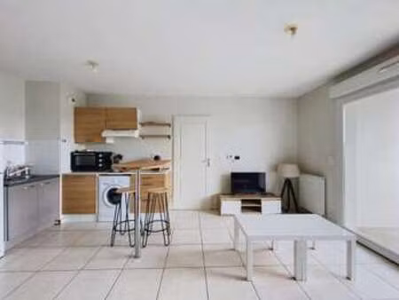 location appartement 2 pièces meublé à mérignac (33700) : à louer 2 pièces meublé / 43m² m