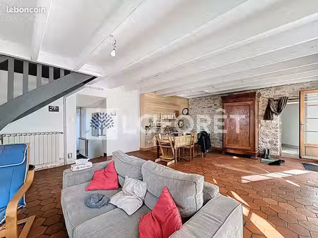 maison 5 pièces 178 m²