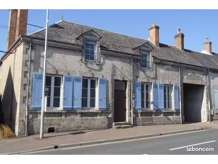 maison à saint martin d'abbat
