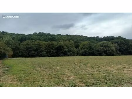 terrain 884 m² souraide