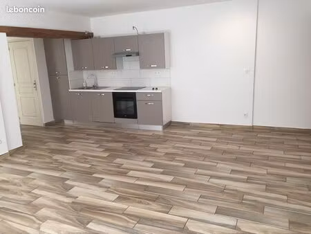 appartement 3 pièces 60 m²