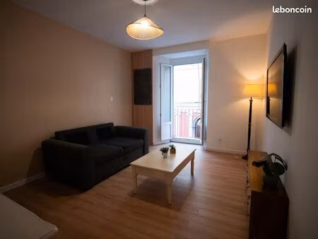 charmant t2 avec balcon au cœur du vieux bastia