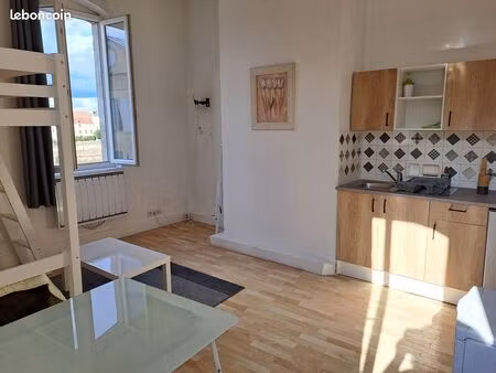studio bail étudiant