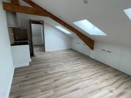 grand studio de 25 m² rénové à neuf – montcy-saint-pierre