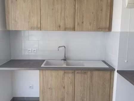 t3 en sous location durée 10 mois