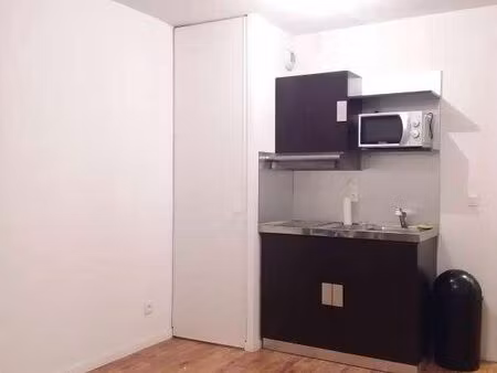 studio 1 pièce 25 m²