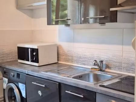t2 lumineux 35 m² proche artem / tram – disponible de suite