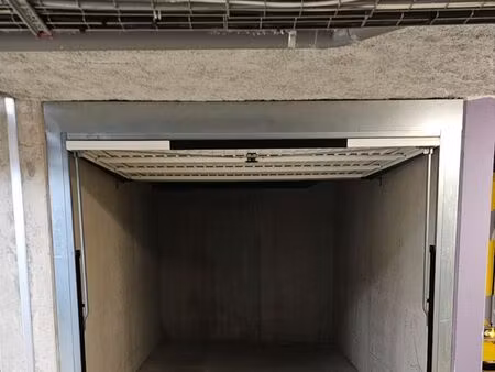 garage / box fermé - résidence métropolitan