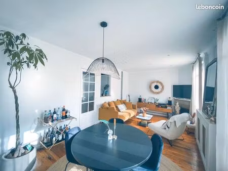 exceptionnel t2 meublé de 48 m² - gare/bécon - vue tour eiffel