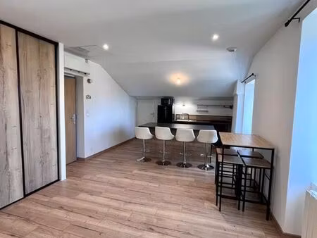 location meublé - 840eur
