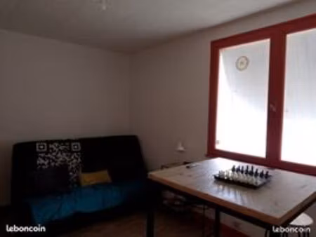 studio 20m2 à louer 280 euros /mois