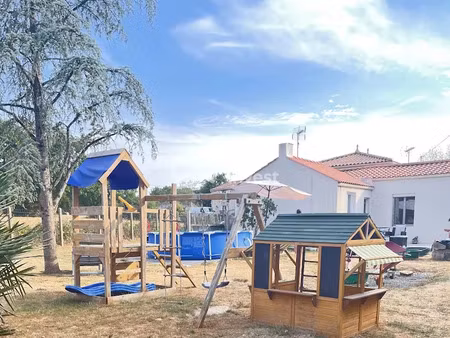 vente maison 5 pièces 104 m² à saint-julien-des-landes (85150)  214 000 €
