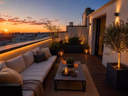 tres rare t4 lumineux à 150m du tramway avec terrasse et roof-top !