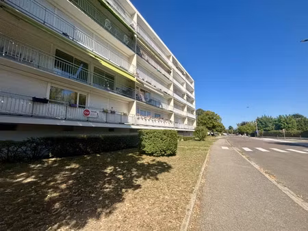 location appartement 4 pièces 76 m² à chevigny-saint-sauveur (21800)