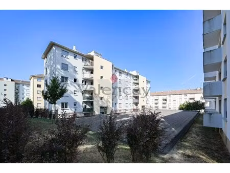 bel appartement 4 pièces à riedisheim  73 98 m²- garage et cave