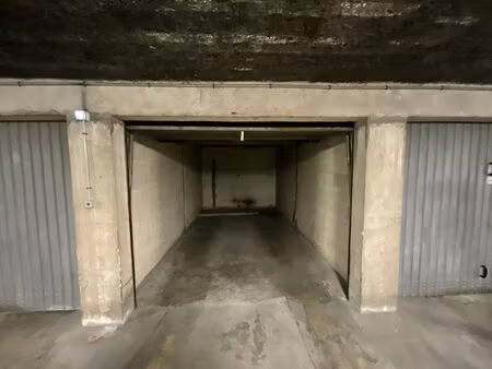garage en sous-sol - secteur boulevard lundy