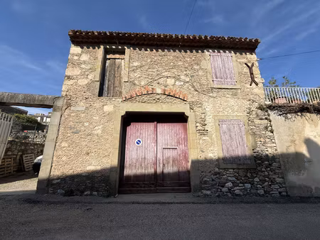 remise avec jardinet a caunes minervois