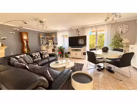 maison de plain-pied - 3 chambres - jardin - garage - secteur recherché