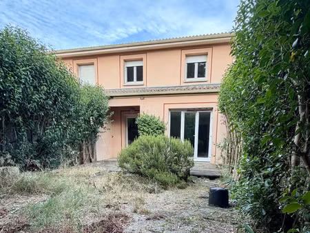 villa mitoyenne avec garage à vendre