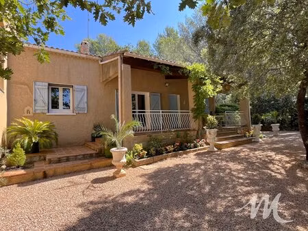 grande propriete a vendre a tavernes avec 2 habitations piscine garage et terrain bucoliqu