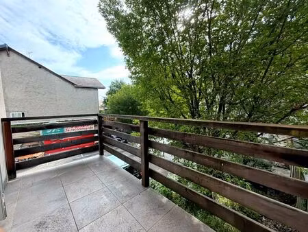 appartement t4 atypique 77 m² – centre cruseilles – maison de village entièrement rénovée