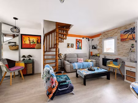 appartement 3 pièces avec vue mer et piscine à la bernerie en retz - rare sur le marché !