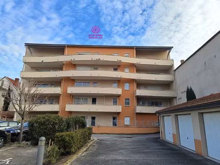 exclusivite !! le peage de roussillon  appartement t3  72 m2
