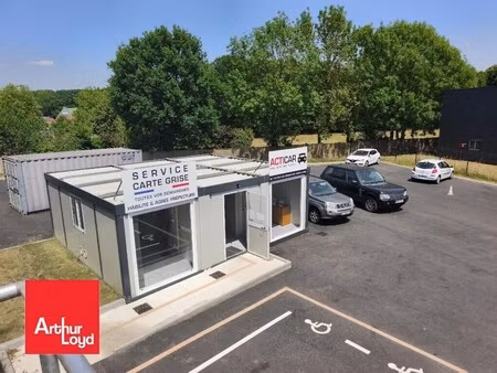 location local d’activités luisant 28600 165m²
