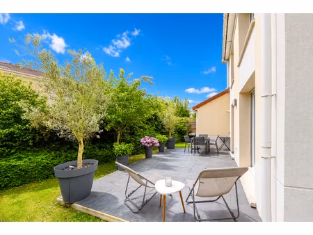 maison 90m² bruyères sur oise 3 ch  gare  commerces  écoles  jardin.