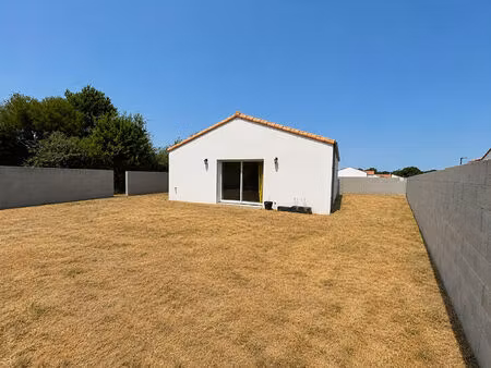 maison neuve 2024 3 chambres confort moderne à froidfond