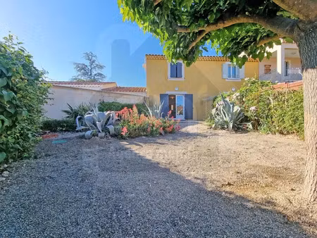 location maison 3 pièces 70.5 m² à piolenc (84420)  885 €