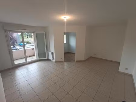 appartement 1 chambre bureau balcon parking