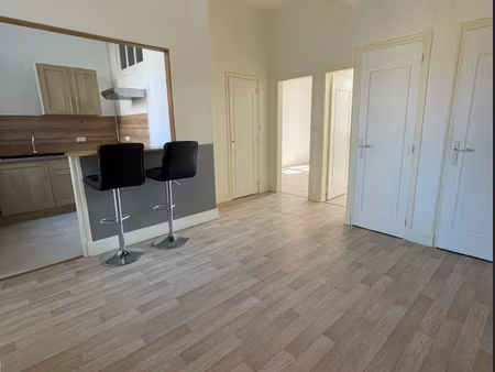 appartement de type 3 de 54 m² en hyper centre de charleville