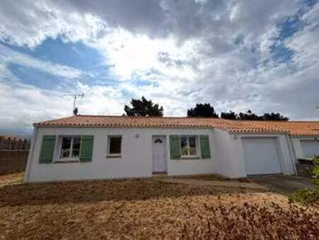location maison à givrand (85800) : à louer / 87m² givrand